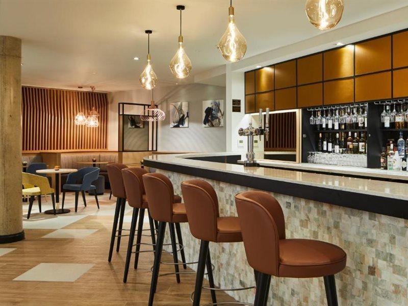 Courtyard By Marriott Oxford City Centre Bagian luar foto